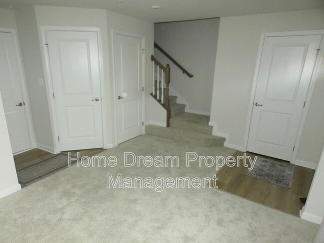 Building Photo - 1014 Trestle Dr