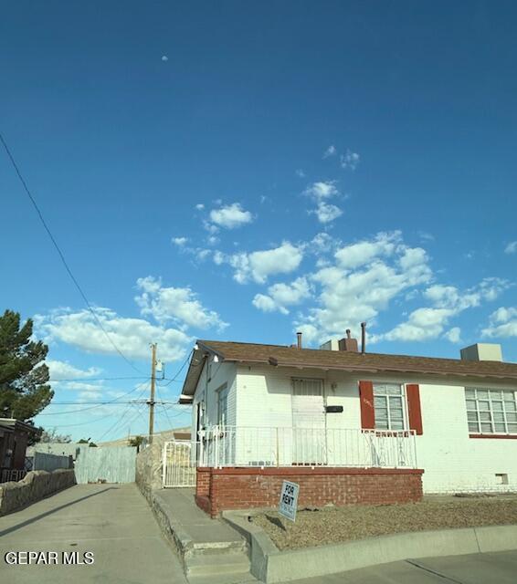 Foto del edificio - 1201 Selden Dr