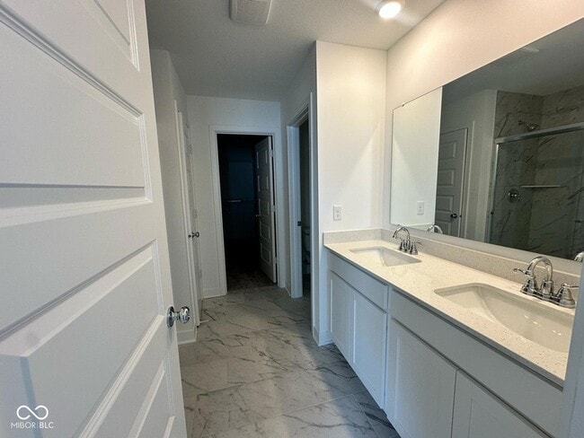Building Photo - 7524 Fallsworth Dr
