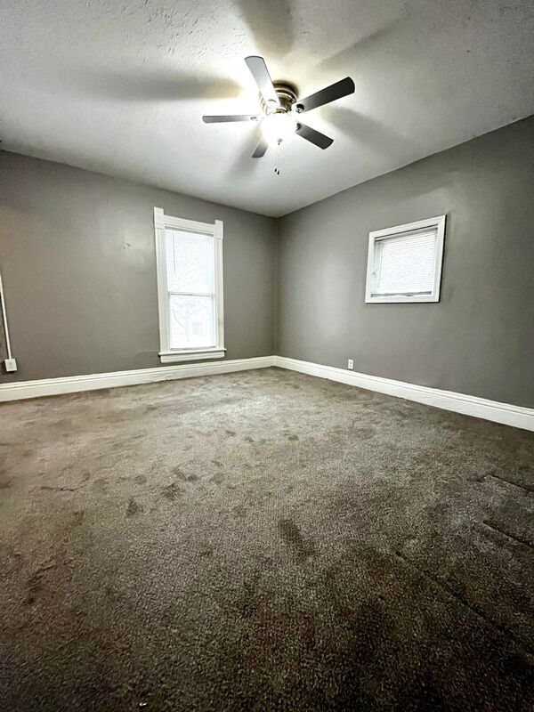 Foto del edificio - 445 N 25th St