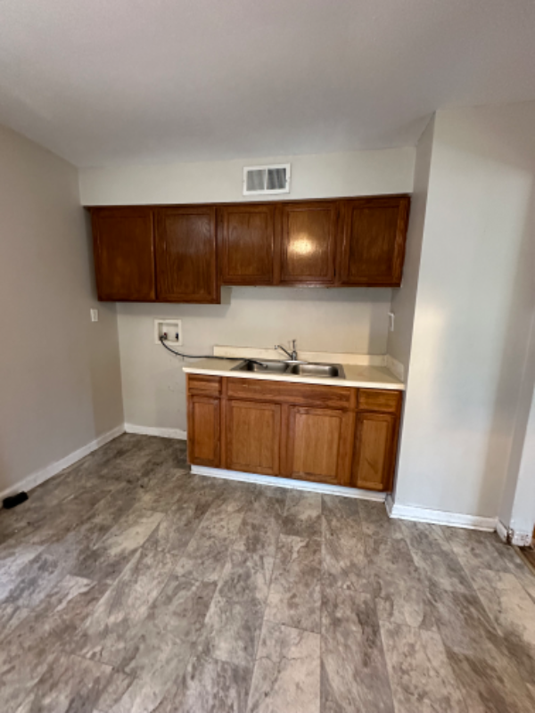 Building Photo - 6104 Galvin Ct