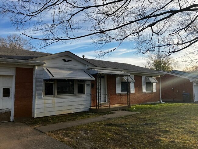 Foto del edificio - 7001 Green Manor Dr