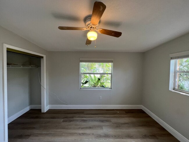 Building Photo - 6511 Seminole Dr