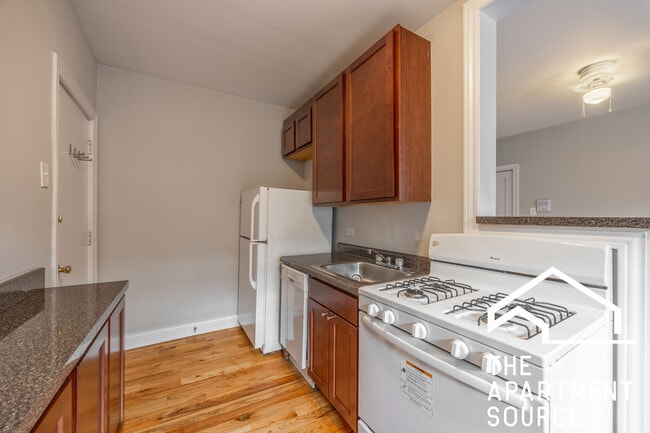 Building Photo - 2844 N Orchard St