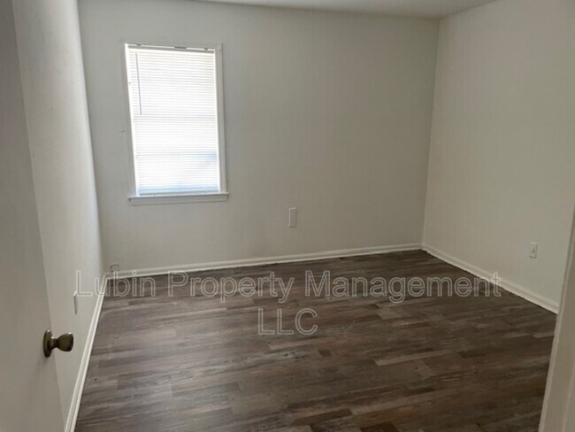 Foto del edificio - 5035 Appleville St