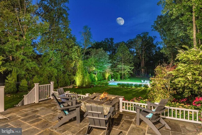 Building Photo - 5600 Brite Dr