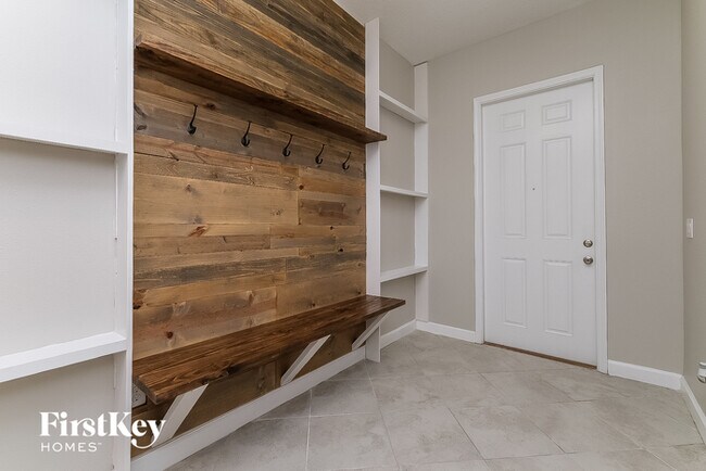 Foto del edificio - 13436 White Sapphire Rd