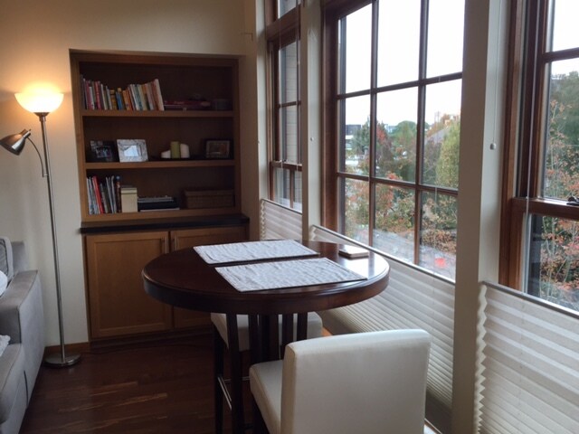 Foto principal - 2335 NW Raleigh St