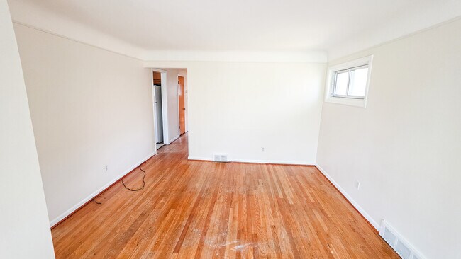 Foto del edificio - 3914 McKinley St