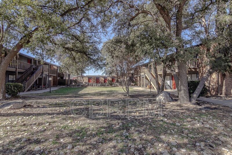 Primary Photo - 605 NW 15th St