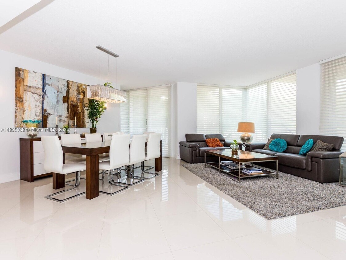 Foto principal - 3370 Hidden Bay Dr