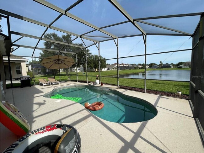Building Photo - 5324 Tortuga Dr