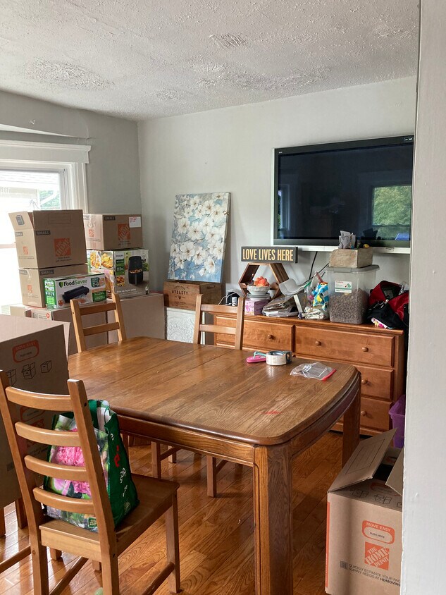 Foto principal - 257 E Main St