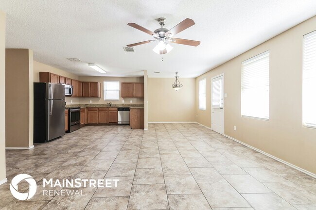 Building Photo - 1332 Nimitz Way