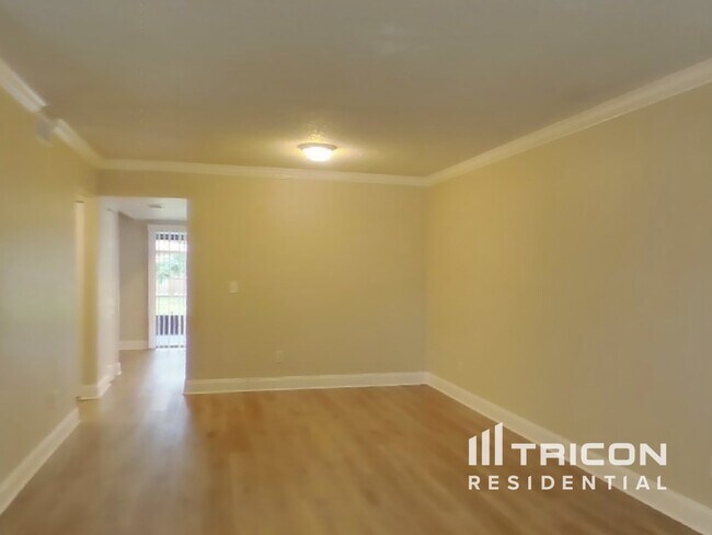 Foto del edificio - 4905 Traskwood Ct