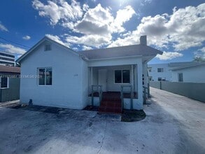 Building Photo - 2758 SW 3rd St