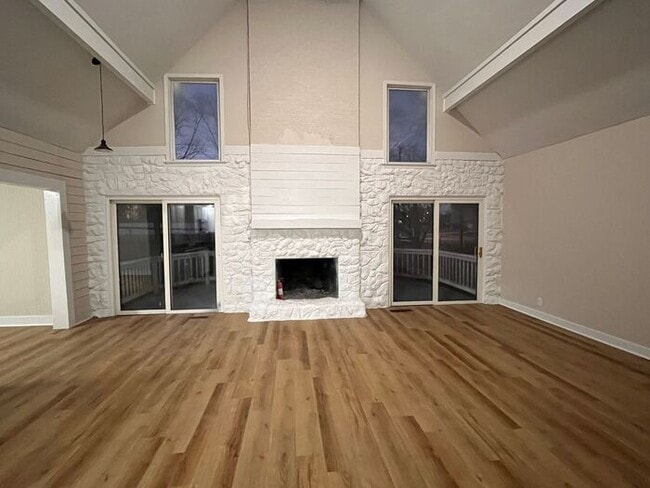 Building Photo - 2135 Turnpike Rd