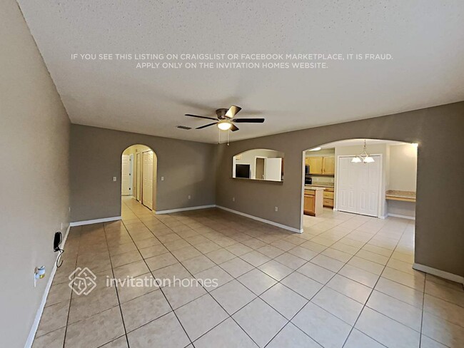 Building Photo - 30630 Birdhouse Dr