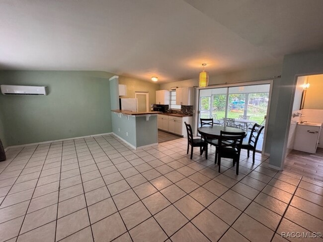 Foto del edificio - 6421 Finance Ave