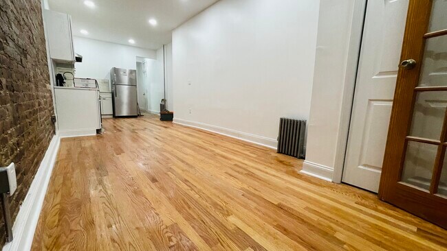 Living Room - 742 Macdonough St