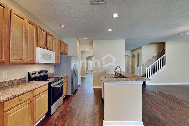 Building Photo - 3124 Shady Lily Ln