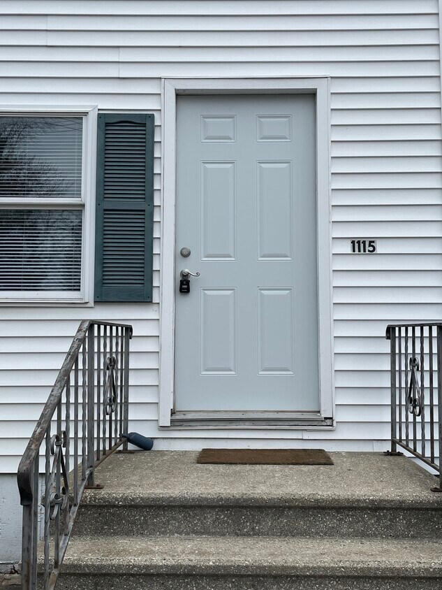 Foto principal - 1115 S Spring St