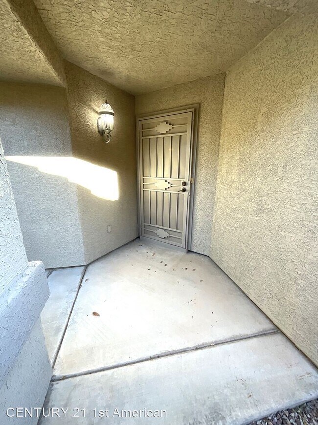 Foto del edificio - 3 br, 2 bath House - 10434 E Rose Hill Street