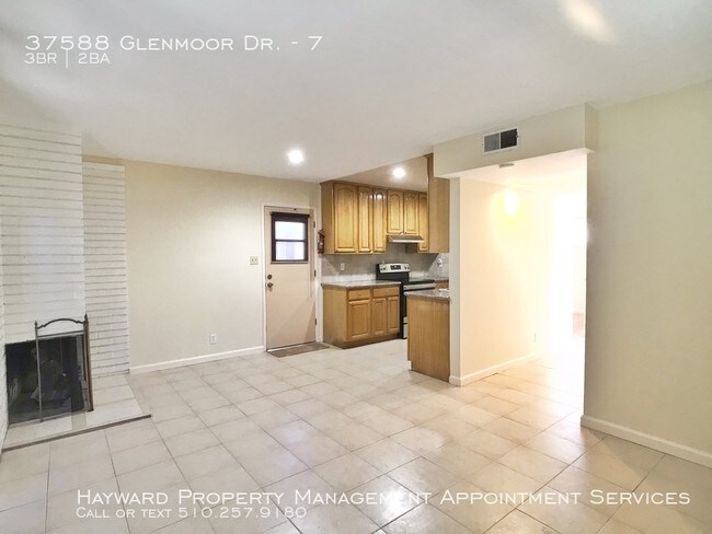 Foto del edificio - 37588 Glenmoor Dr