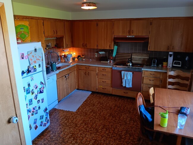 Foto del edificio - 213 NW Timothy St