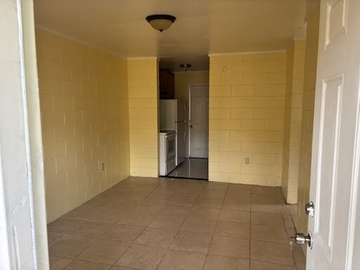 Foto del edificio - Avenue Q 1/2 (B)