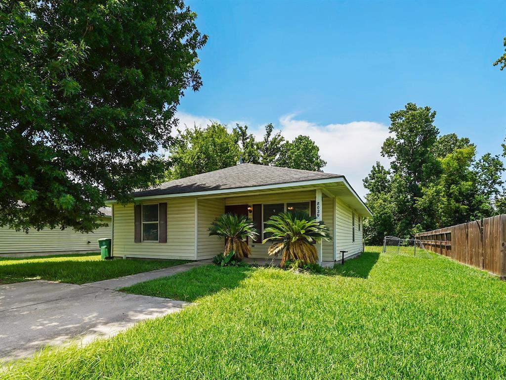 Foto principal - 8029 Dockal Rd