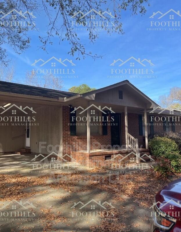 Building Photo - 1118 Gilreath Rd