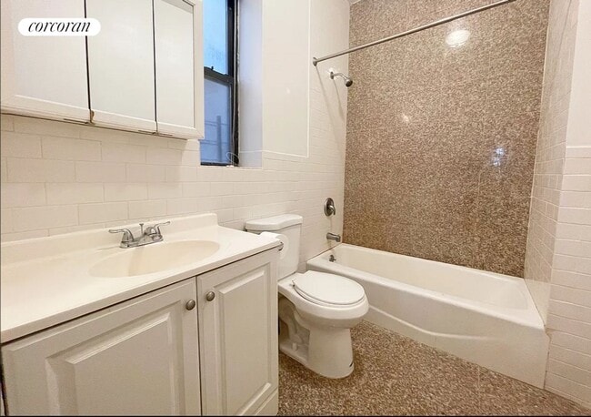 Building Photo - 368 W 127th St