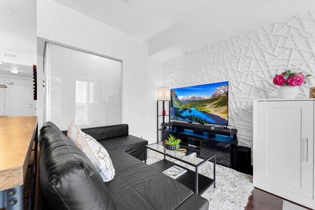 Photo du bâtiment - 19 Grand Trunk Crescent