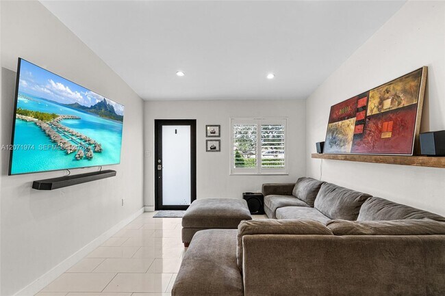 Foto del edificio - 3010 SW 103rd Ave