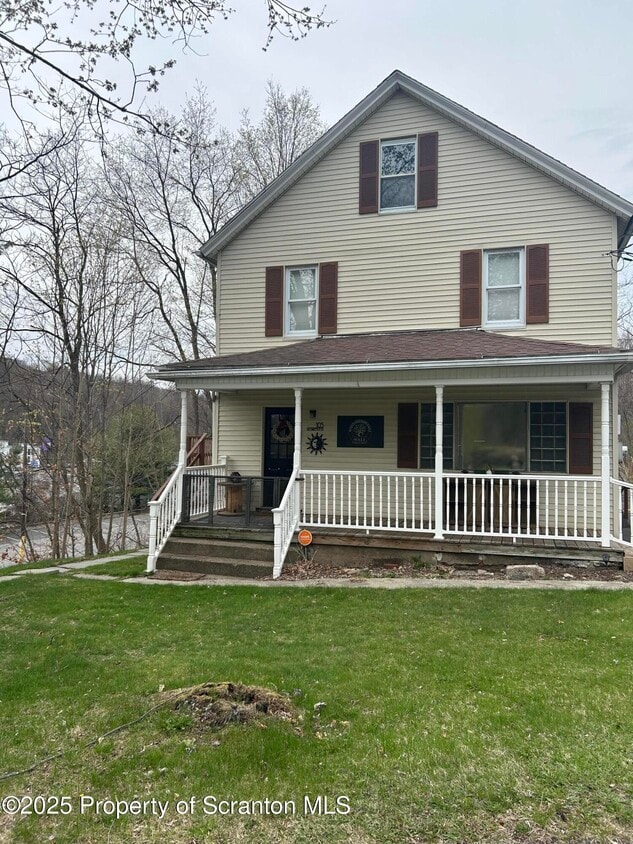 Primary Photo - 105 Willowbrook Rd