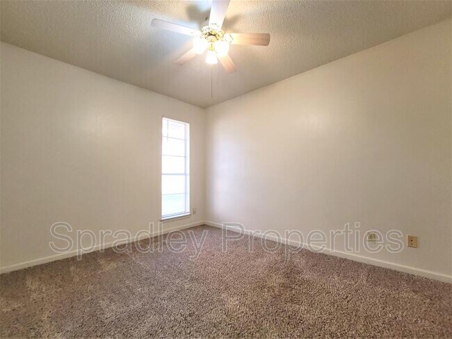 Foto del edificio - 409A Cheyenne Dr