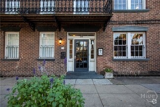 Building Photo - 219 Abercorn St