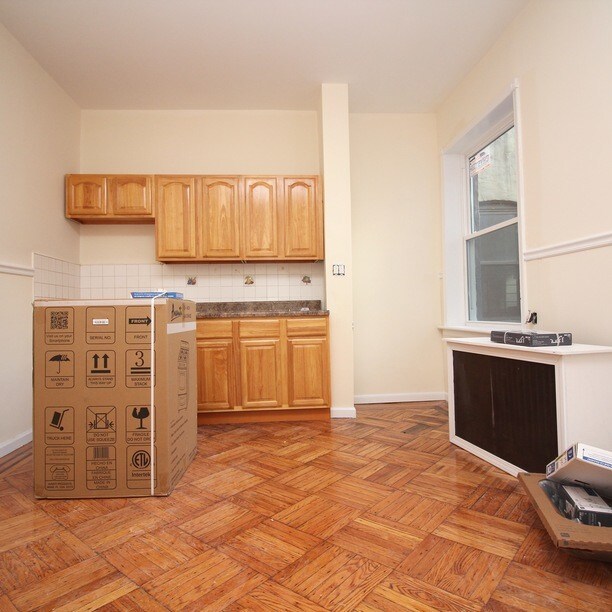 Primary Photo - 990 Bushwick Ave