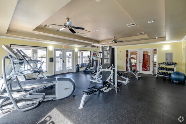 Lobby - The Club at Cherry Hills Apartments