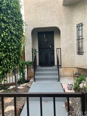 Primary Photo - 319 N Lincoln Ave