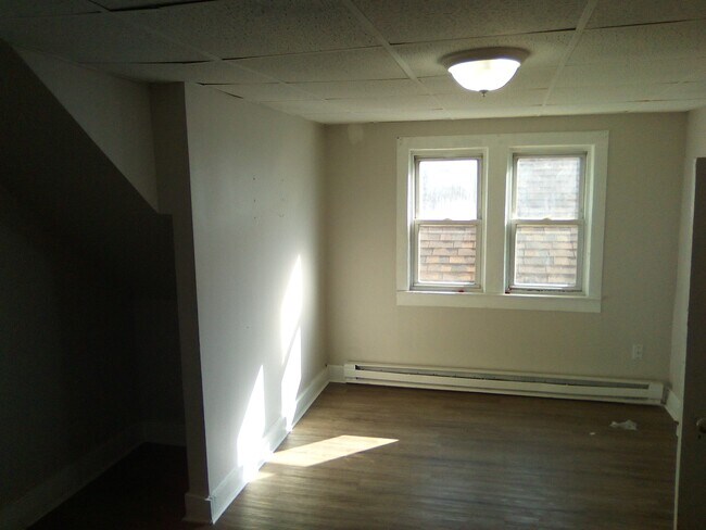 Foto del edificio - 1213 Pittston Ave
