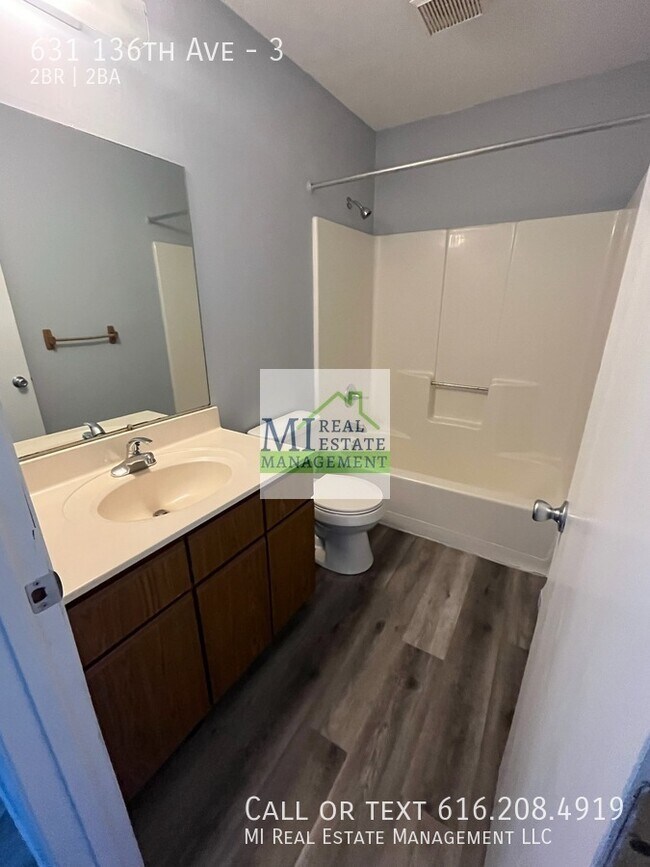 Foto del edificio - 631 136th Ave