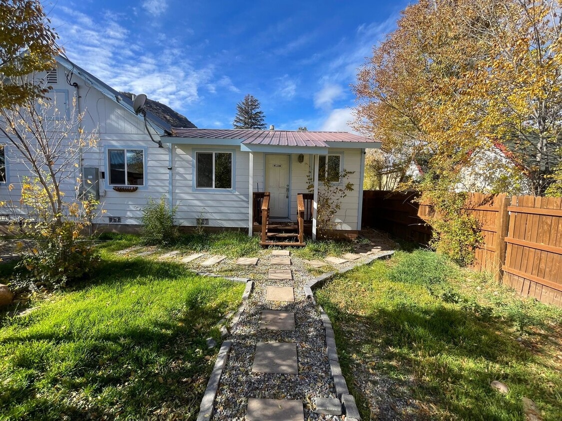 Primary Photo - 1BD/1BA Downtown Durango Duplex