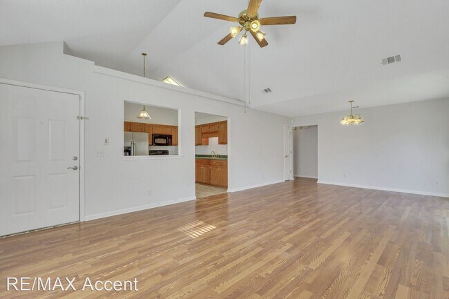 Building Photo - 3 br, 2 bath House - 116 Berwick Lakes Blvd.