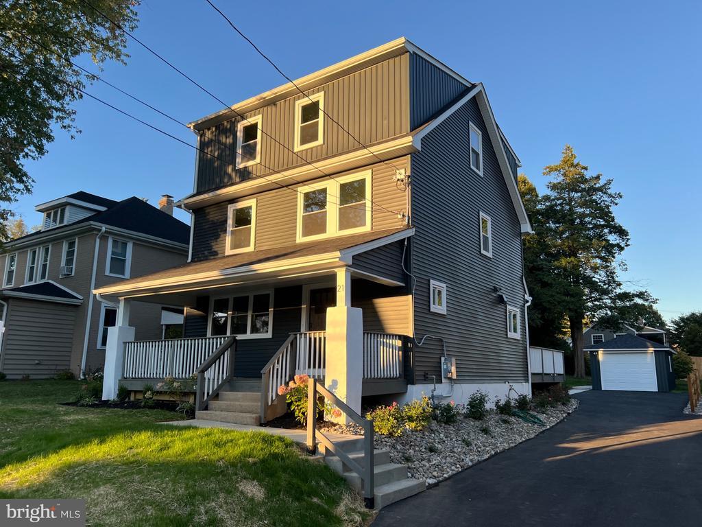 Foto principal - 21 Manor Rd