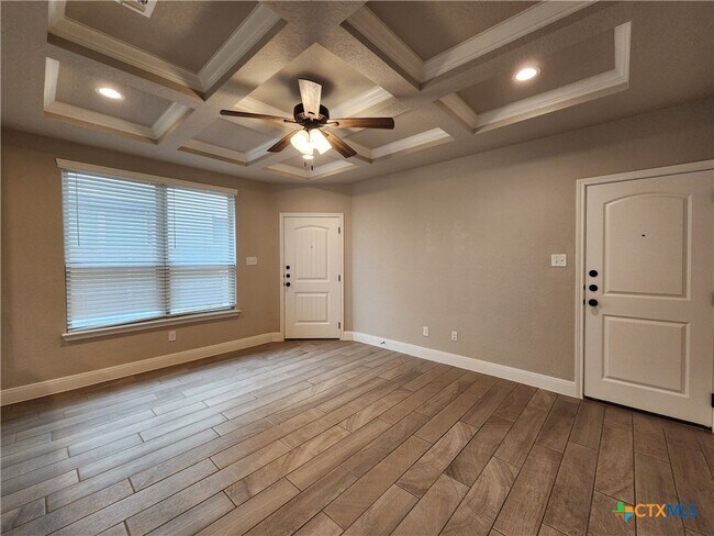 Building Photo - 2018 Rueben Rd