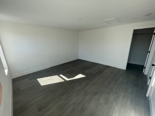 Foto del edificio - 2147 Calle Serena