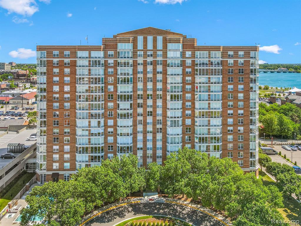 250 E Harbortown Dr Unit 46508, Detroit, MI 48207 Condo for Rent in