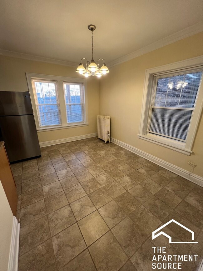 Building Photo - 7212 W Jackson Blvd